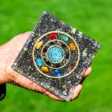 Quartz Harmonizer – Handmade Pyramid Orgonite Orgone Generator - Image 3
