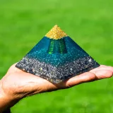 Quartz Harmonizer – Handmade Pyramid Orgonite Orgone Generator - Image 4